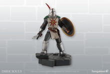 Load image into Gallery viewer, Heroes of Lordran - Solaire Figurine