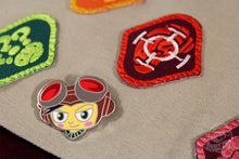 Load image into Gallery viewer, Raz Pinny Arcade Pin