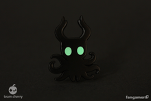 Load image into Gallery viewer, Shade Pin
